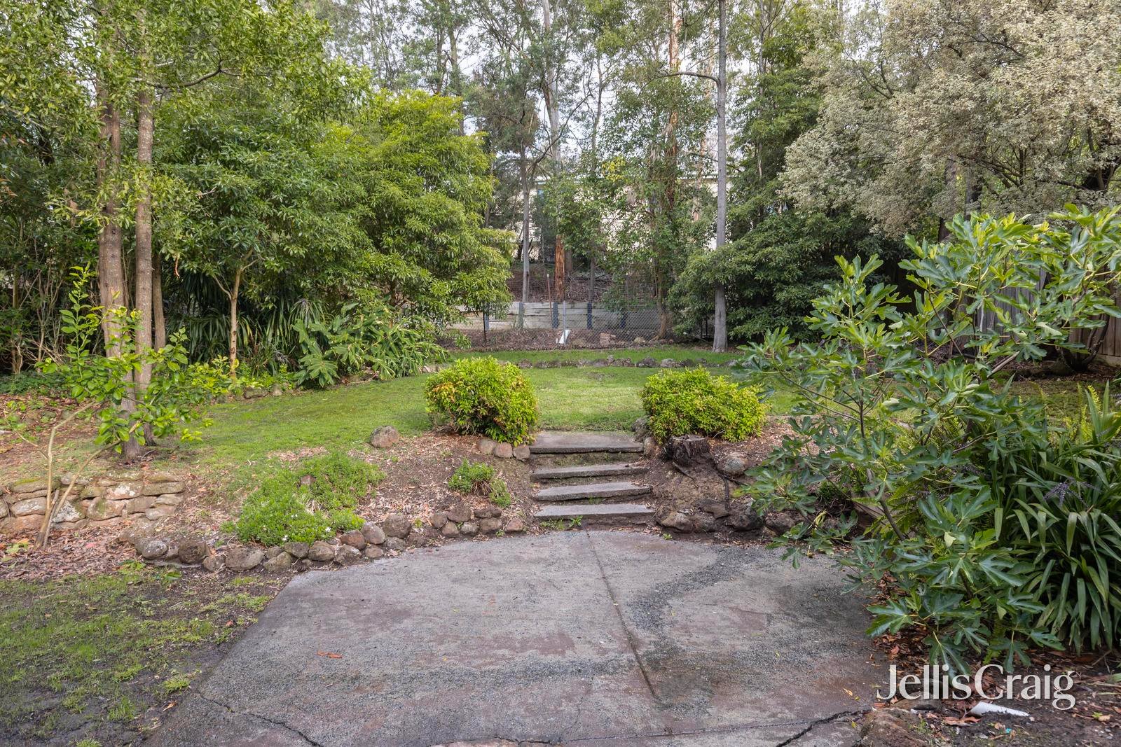 28 Hawkins Road, Montrose image 10