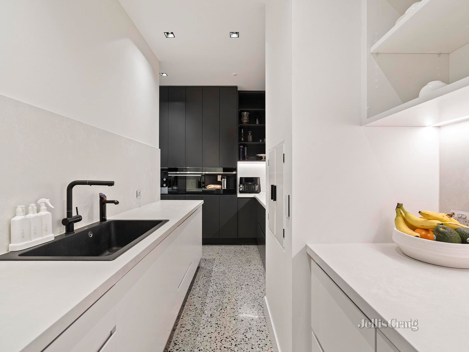 28 Heads Road, Donvale image 7