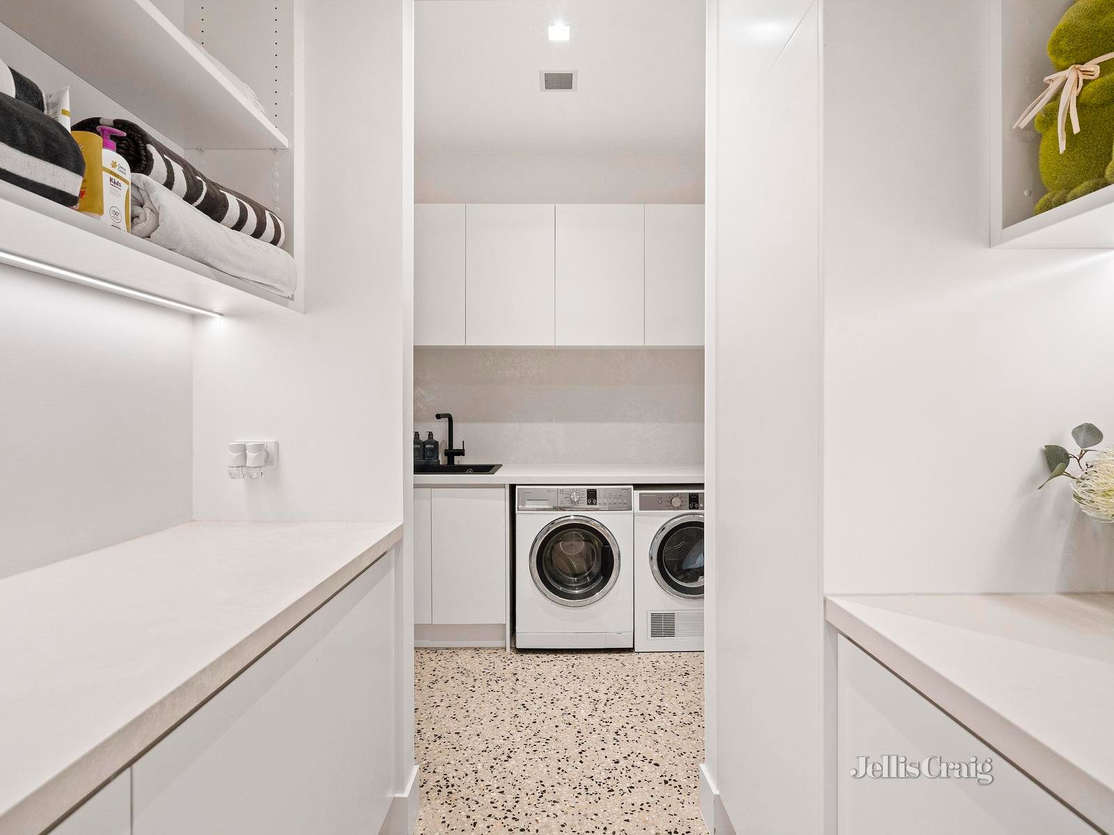 28 Heads Road, Donvale image 15