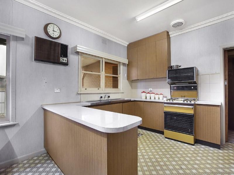 28 Heathfield Rise, Box Hill North image 3