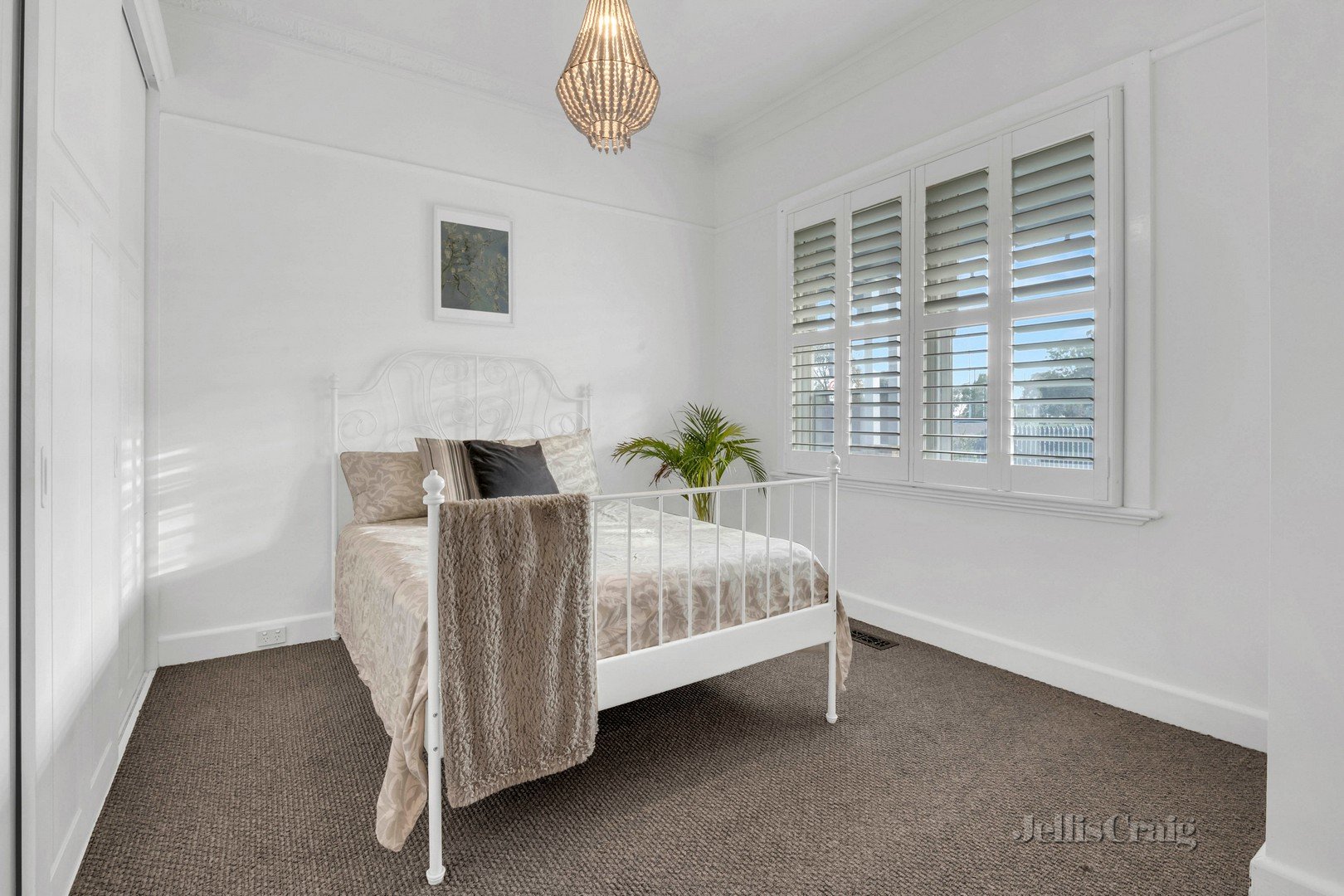 28 Heliopolis Street, Pascoe Vale South image 7