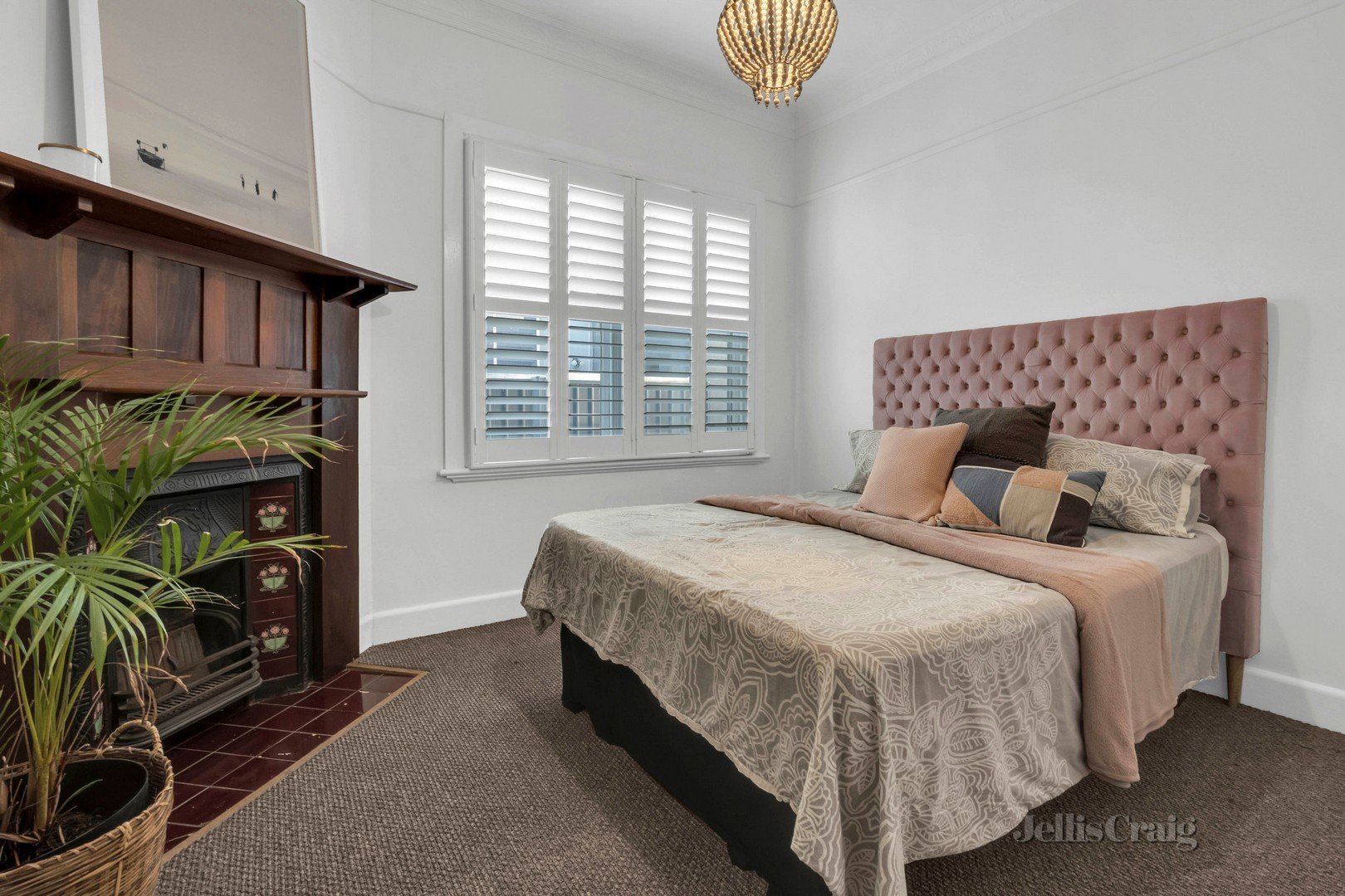28 Heliopolis Street, Pascoe Vale South image 6