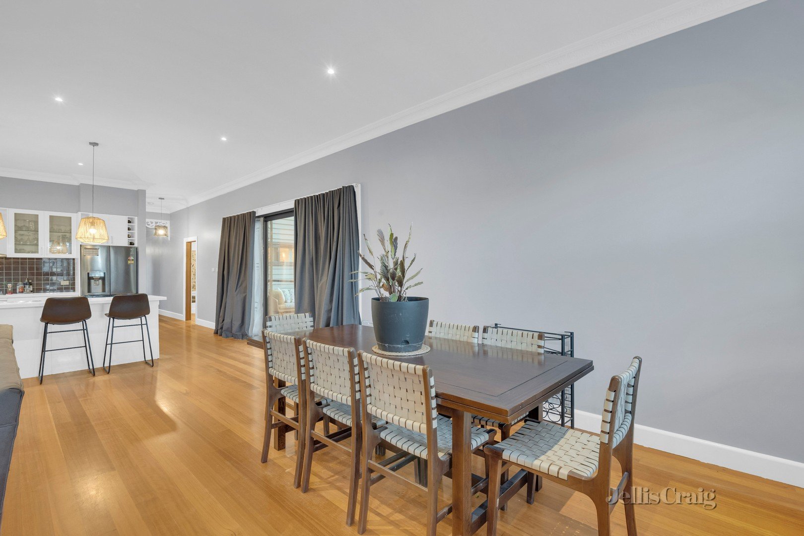 28 Heliopolis Street, Pascoe Vale South image 5