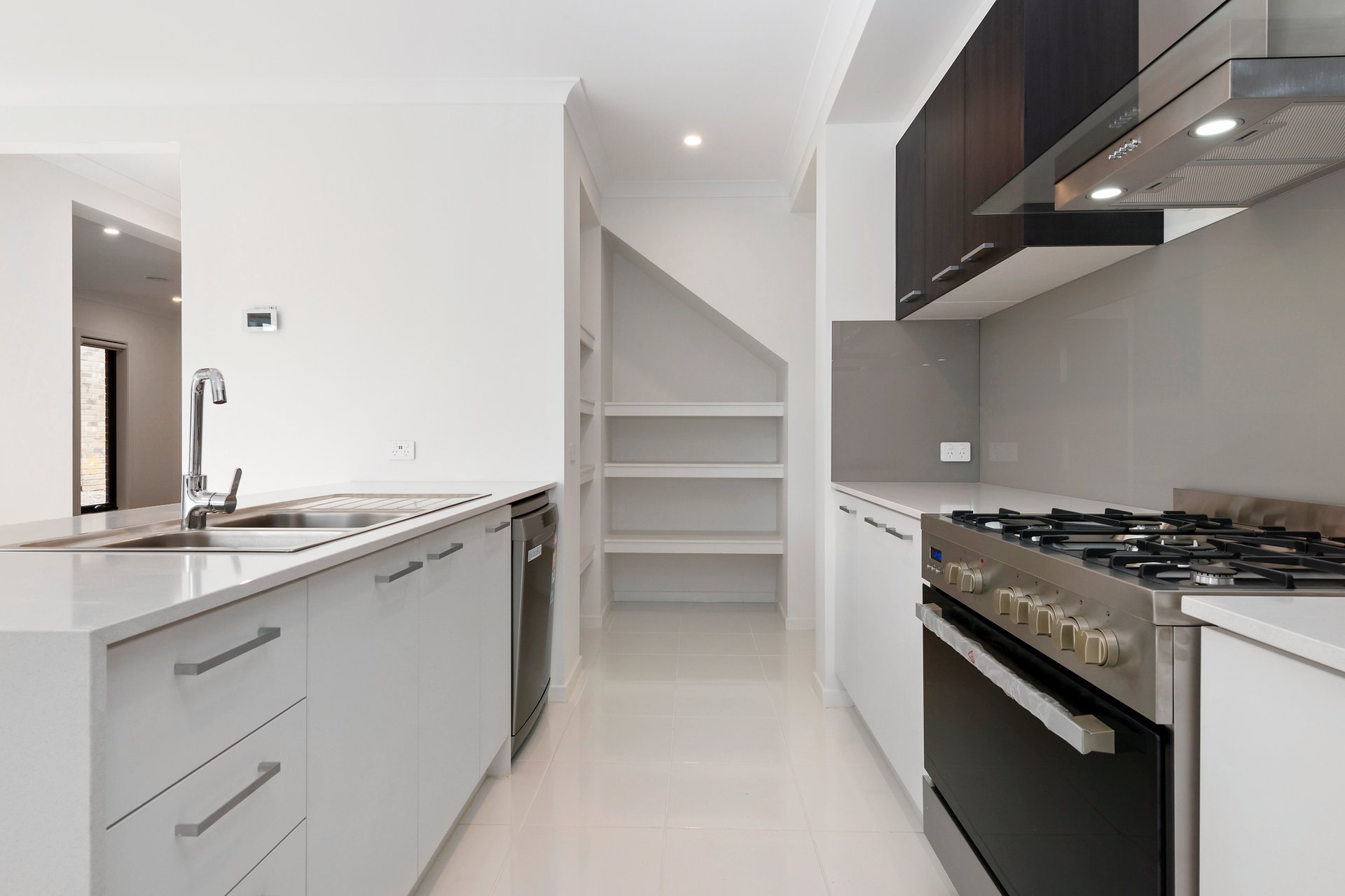 28 Helston Street, Balwyn North image 4