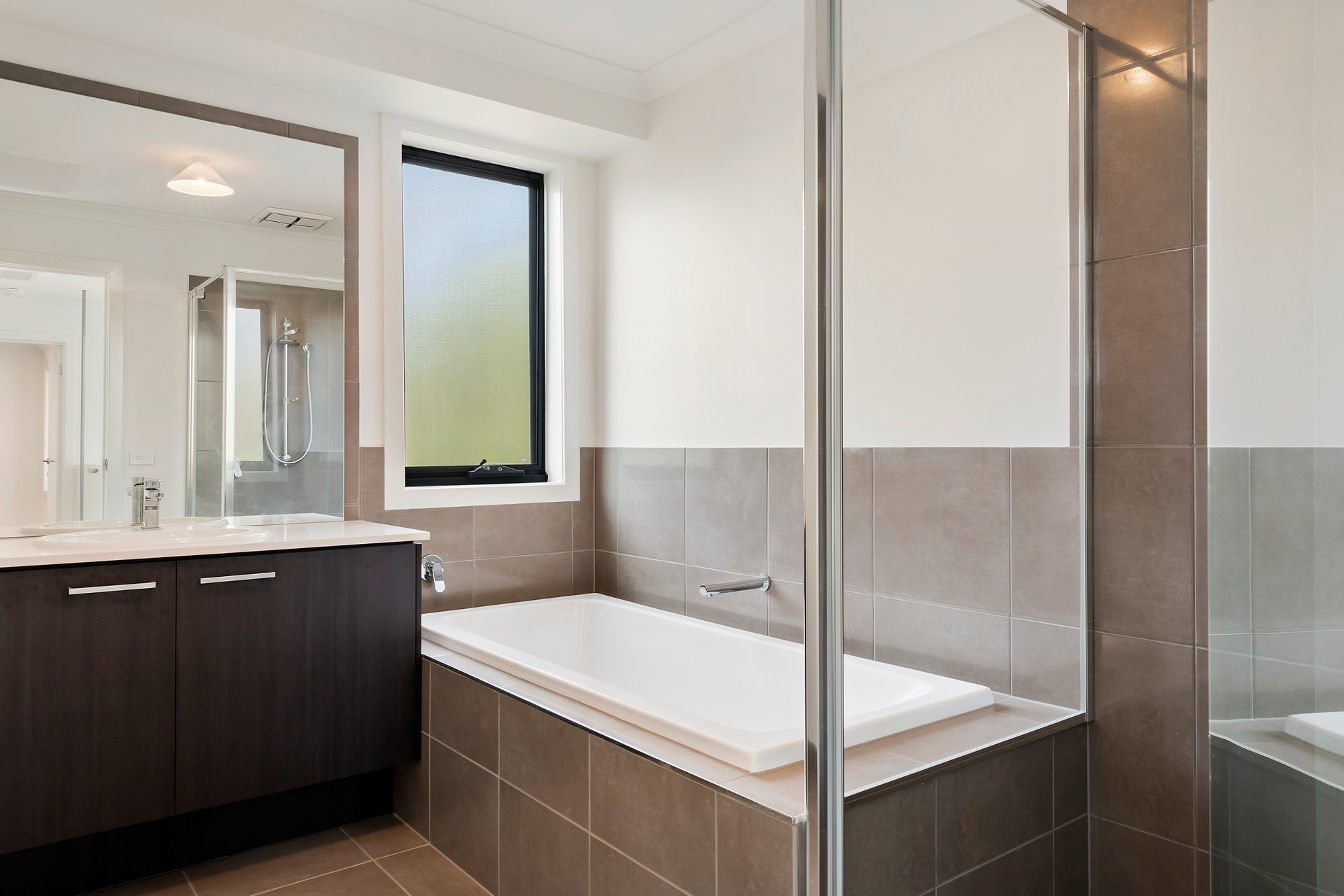 28 Helston Street, Balwyn North image 6