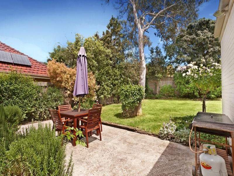 28 Hertford Crescent, Balwyn image 7