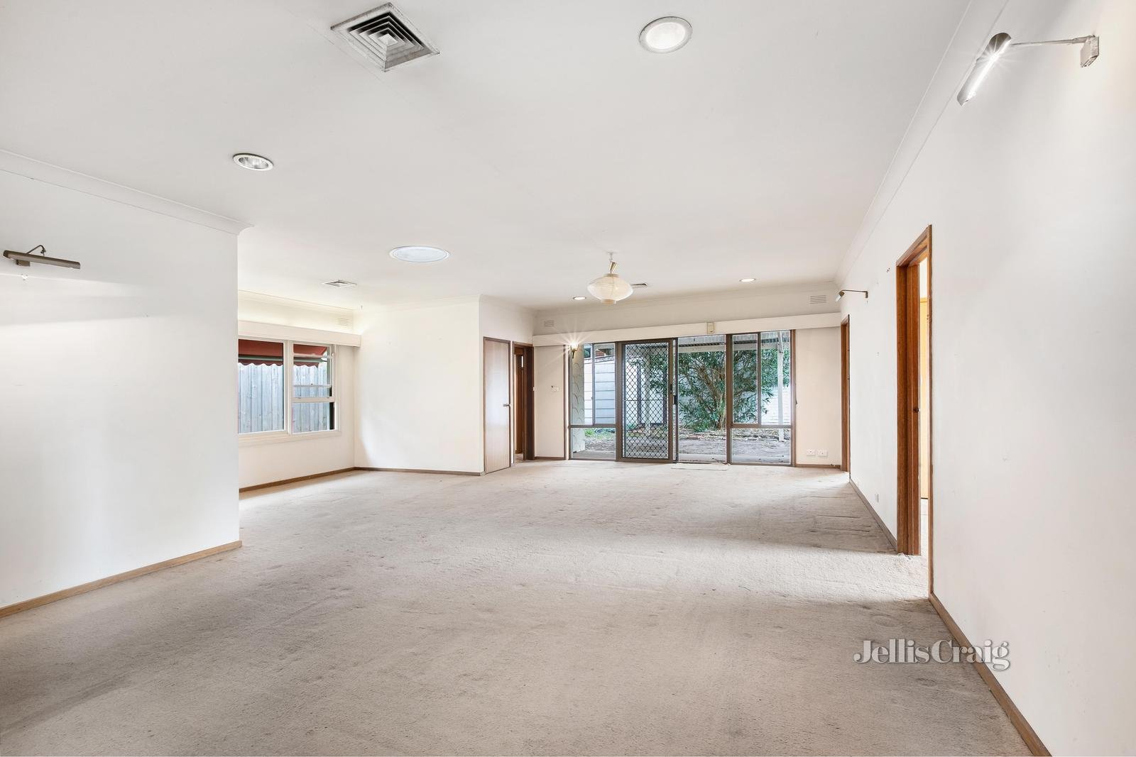 28 Hodder Street, Brighton East image 4