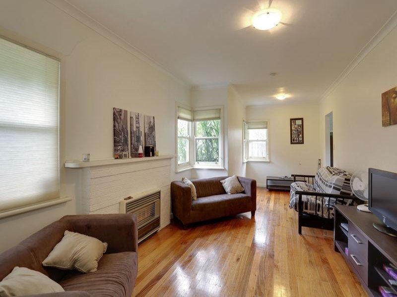 28 Holland Road, Ringwood East image 2