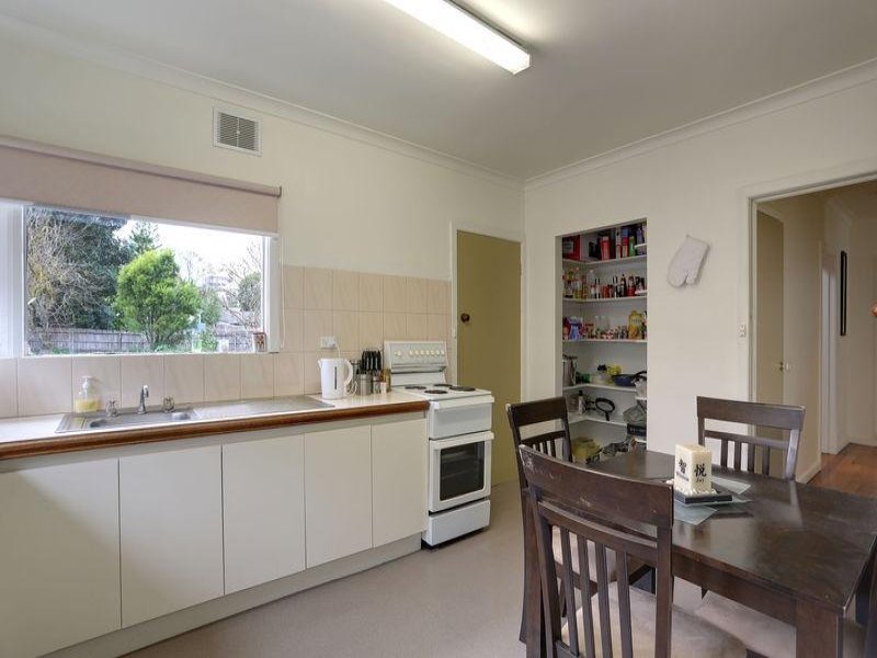 28 Holland Road, Ringwood East image 3