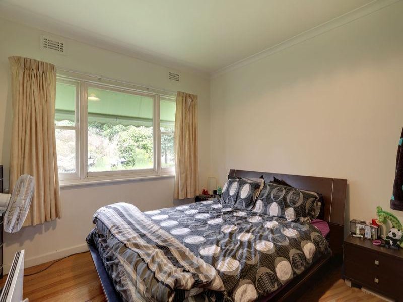 28 Holland Road, Ringwood East image 4