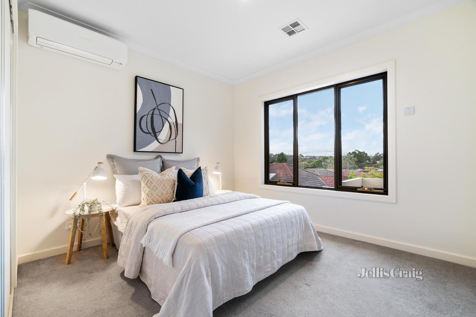 2/8 Horfield Avenue, Box Hill North image 9