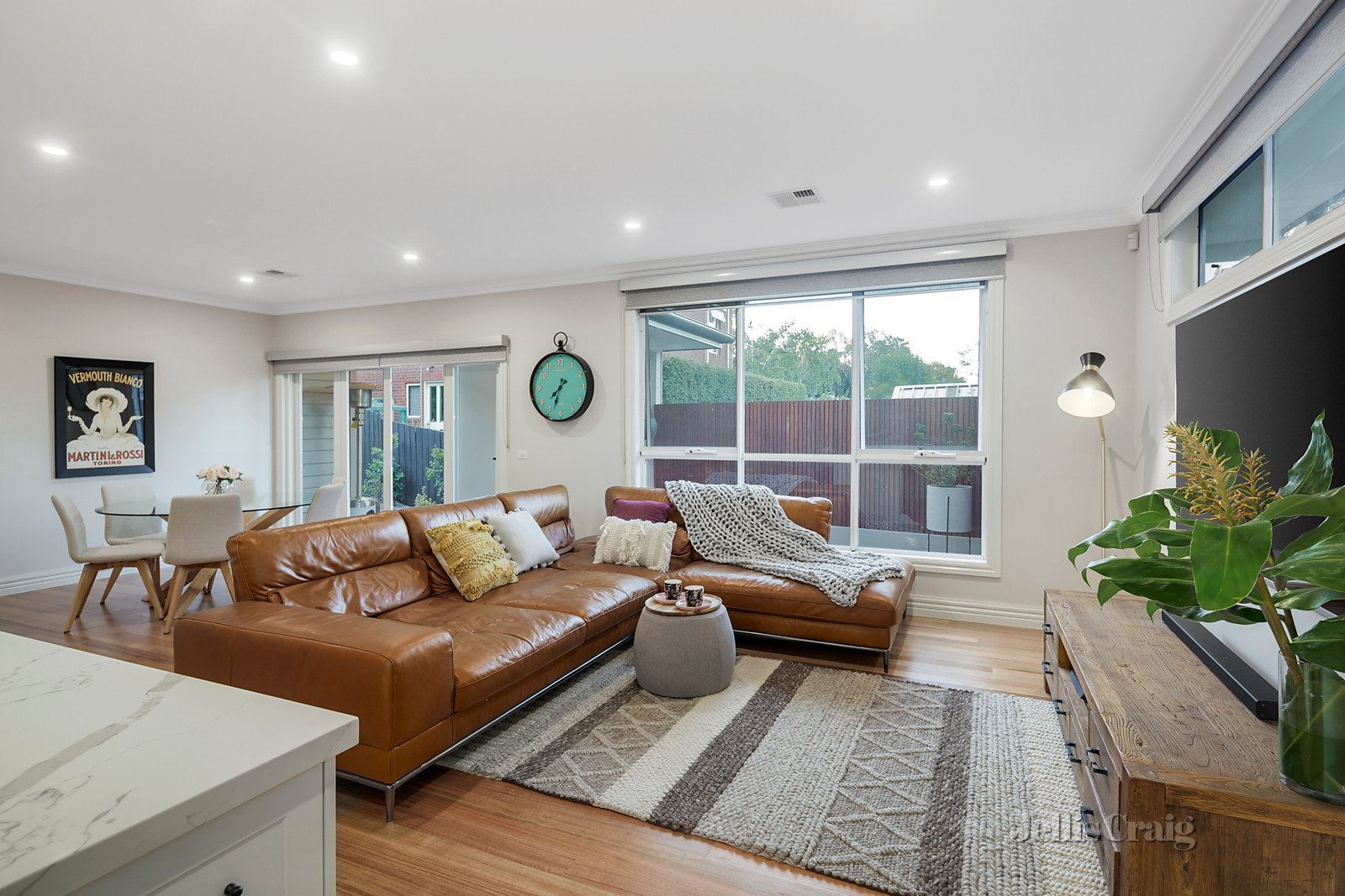 2/8 Hughes Street, Montmorency image 4