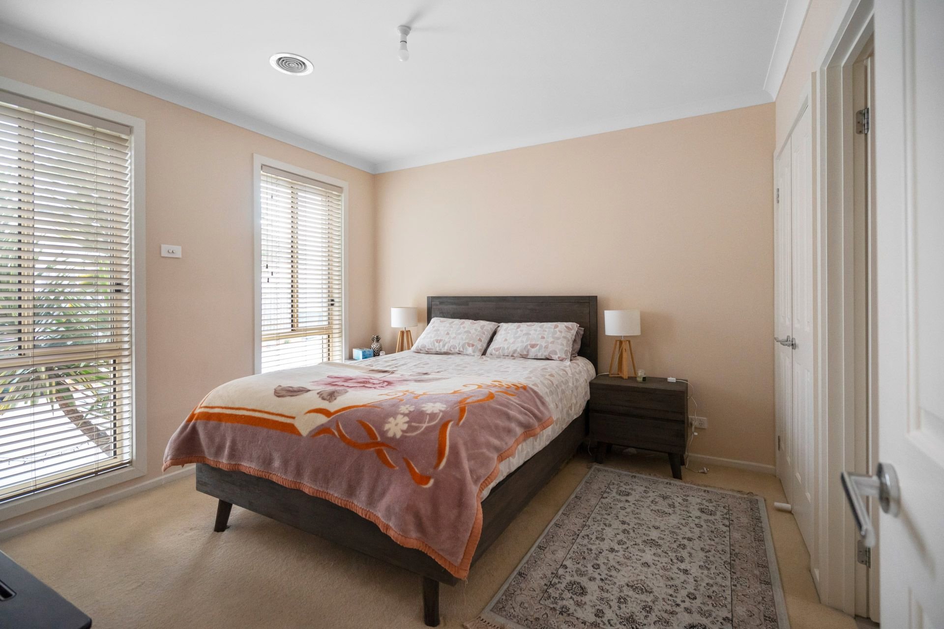 2/8 Irons Ct, Epping image 5