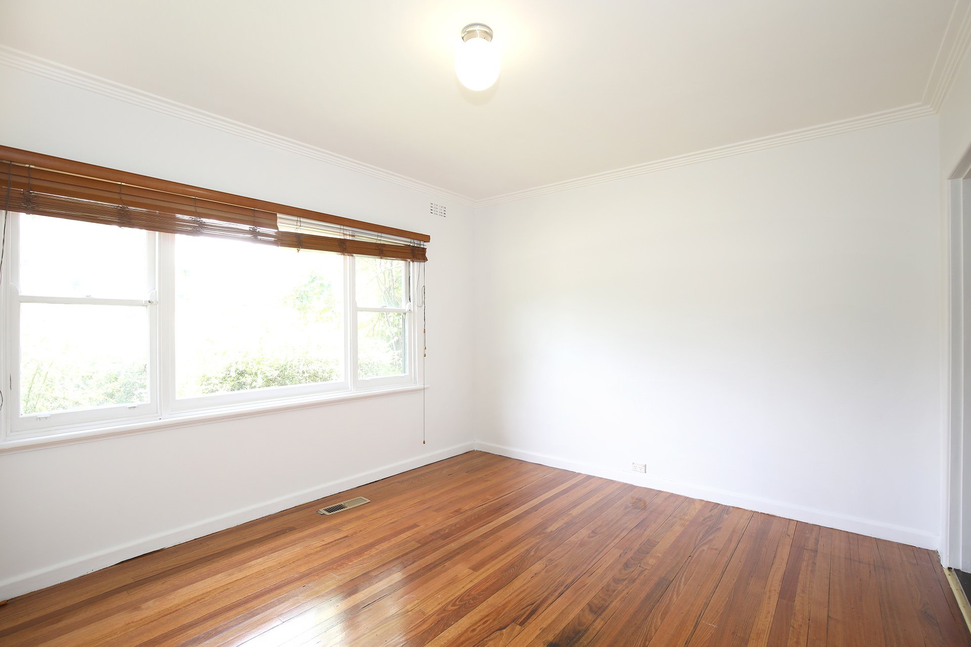 28 Jessop Street, Greensborough image 5
