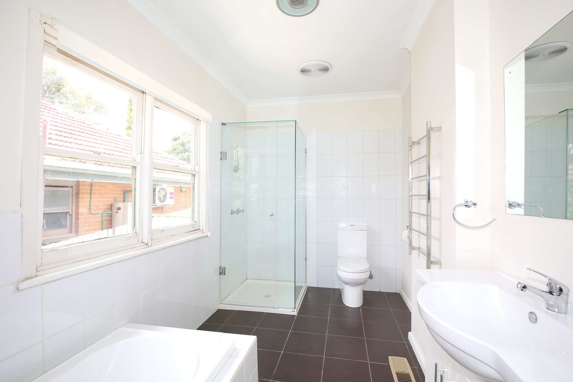 28 Jessop Street, Greensborough image 6