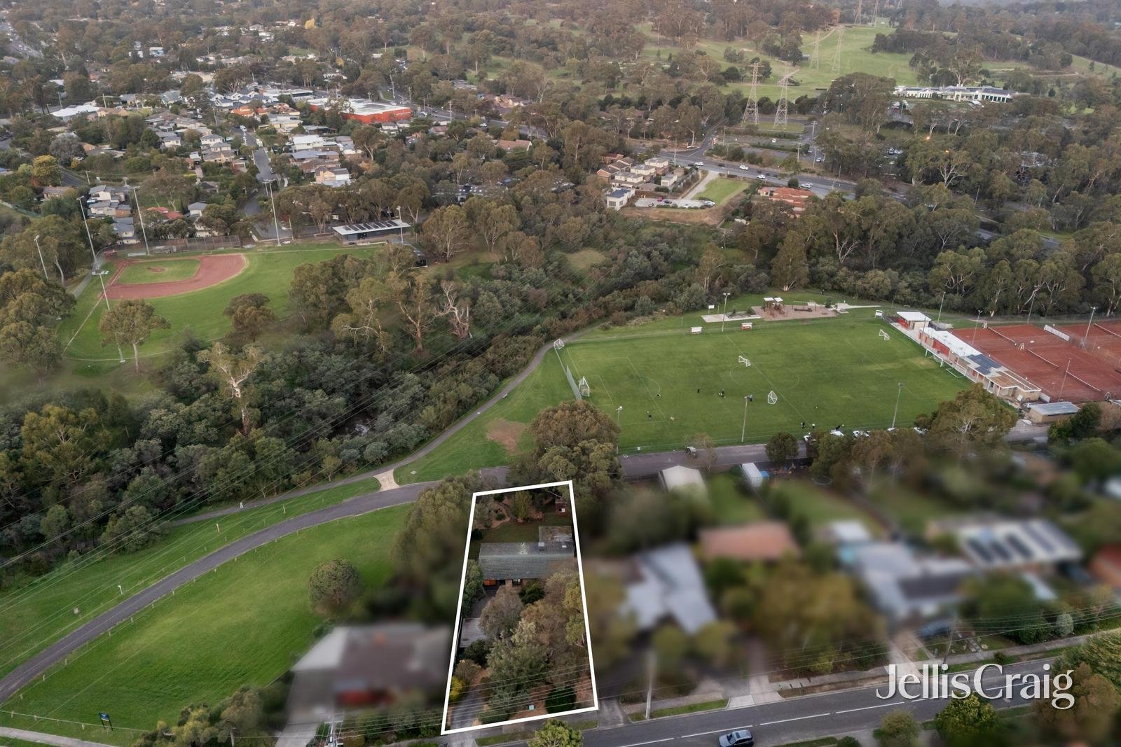 28 Kardinia Drive, Yallambie image 22