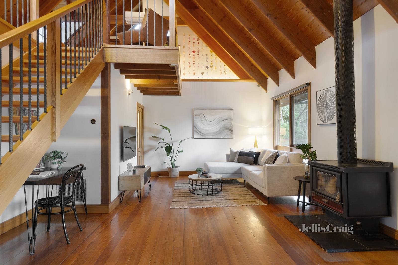 28 Kerrie Crescent, Eltham image 3