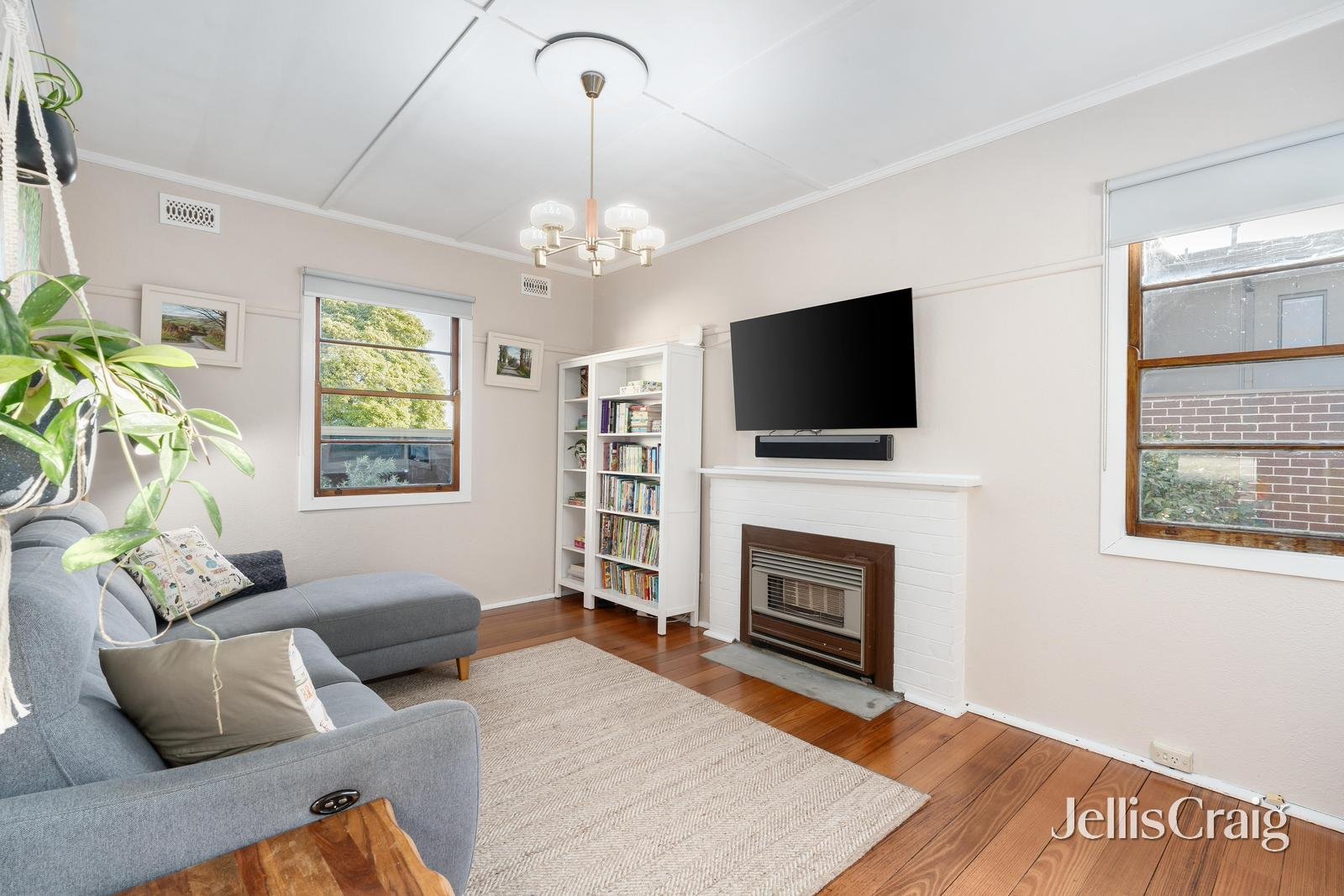 28 Lancaster Street, Ashburton image 2