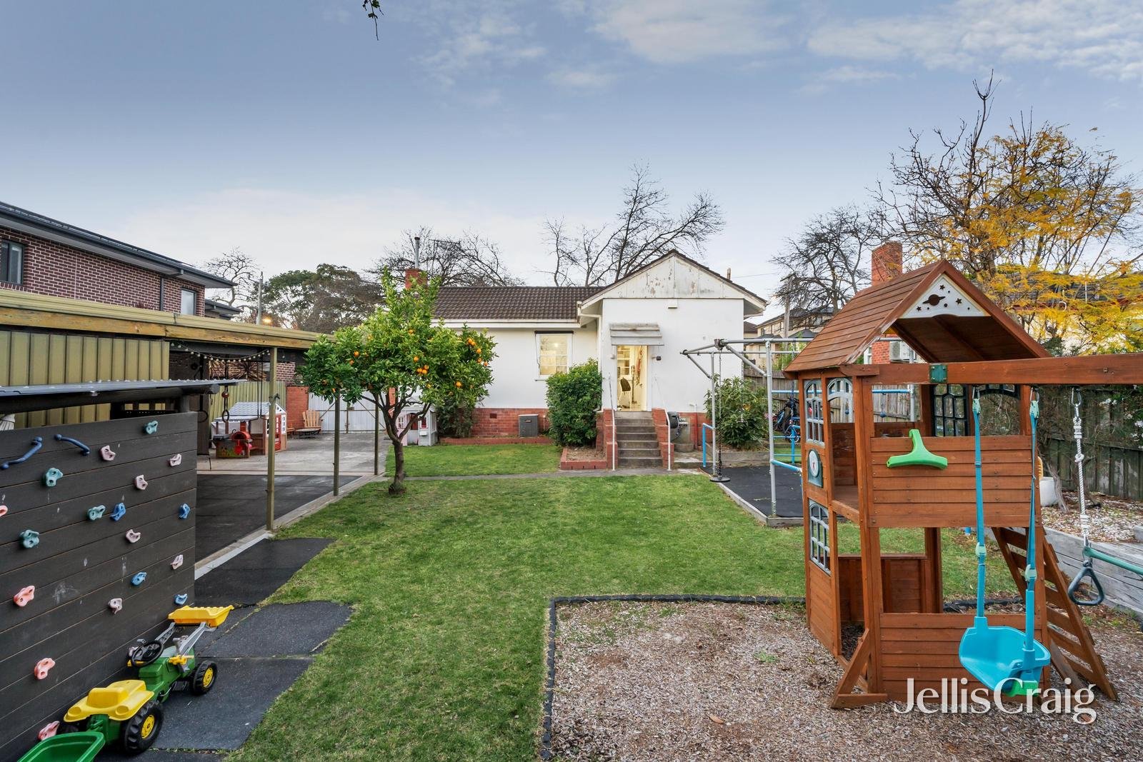 28 Lancaster Street, Ashburton image 8