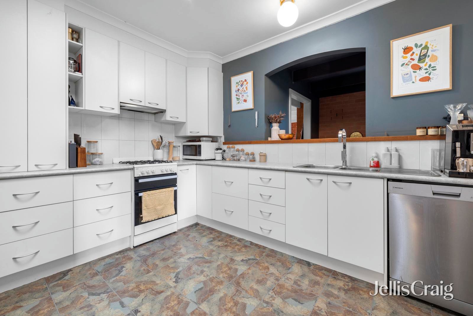 28 Lantana Street, Blackburn&nbsp;North image 5