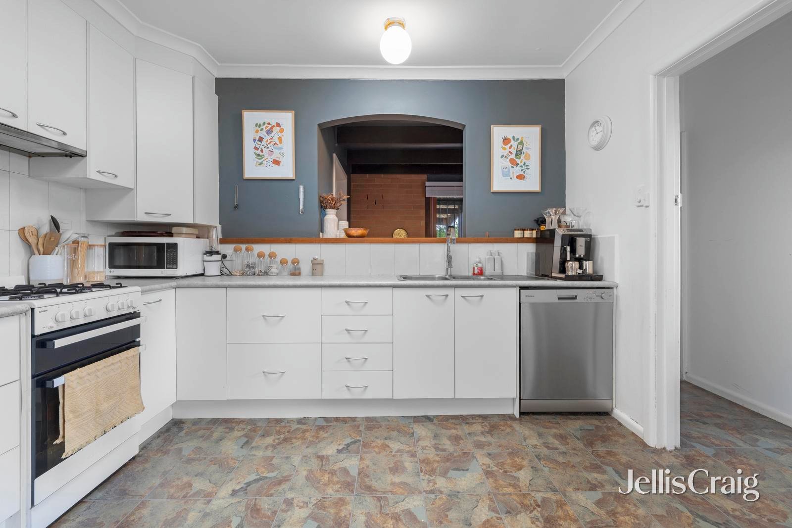 28 Lantana Street, Blackburn&nbsp;North image 6