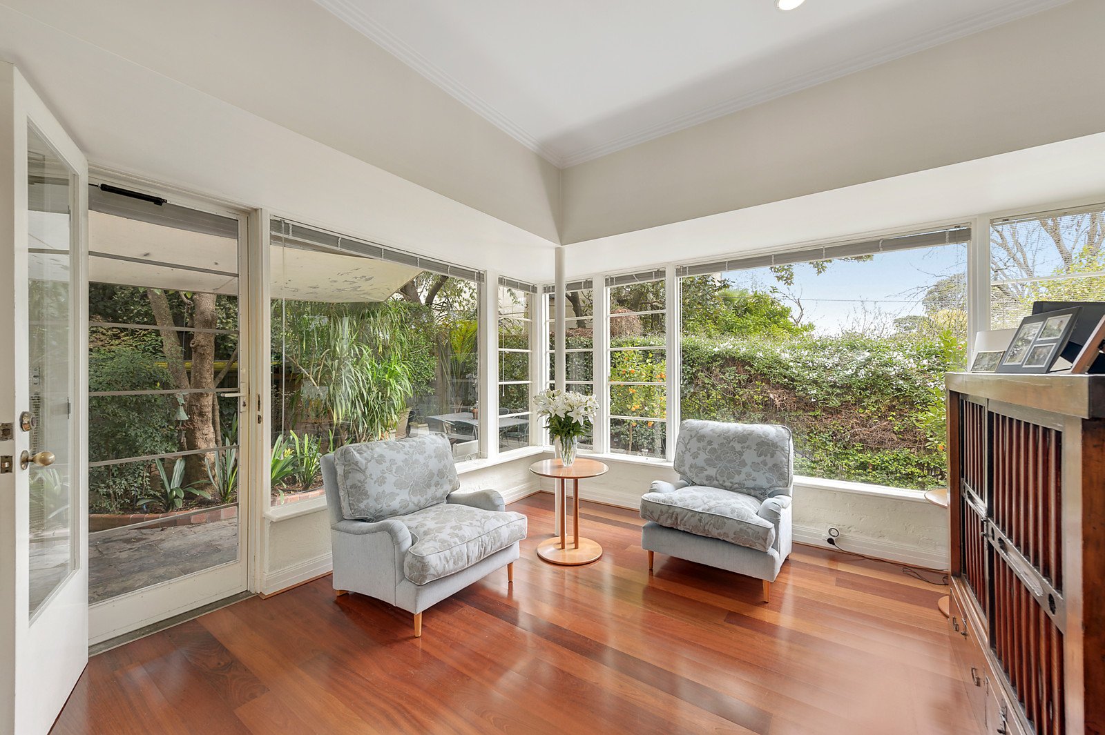 28 Lisson Grove, Hawthorn image 4