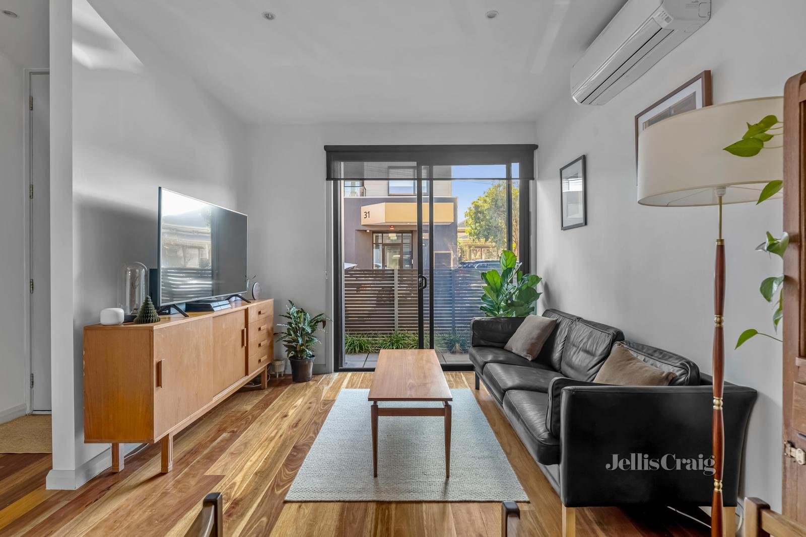 28 Lobb Street, Brunswick image 3