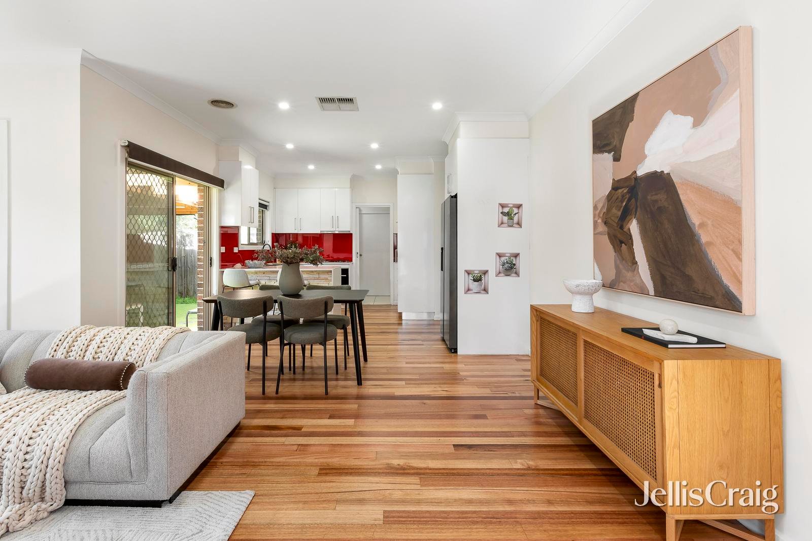 2/8 Major Road, Fawkner image 2