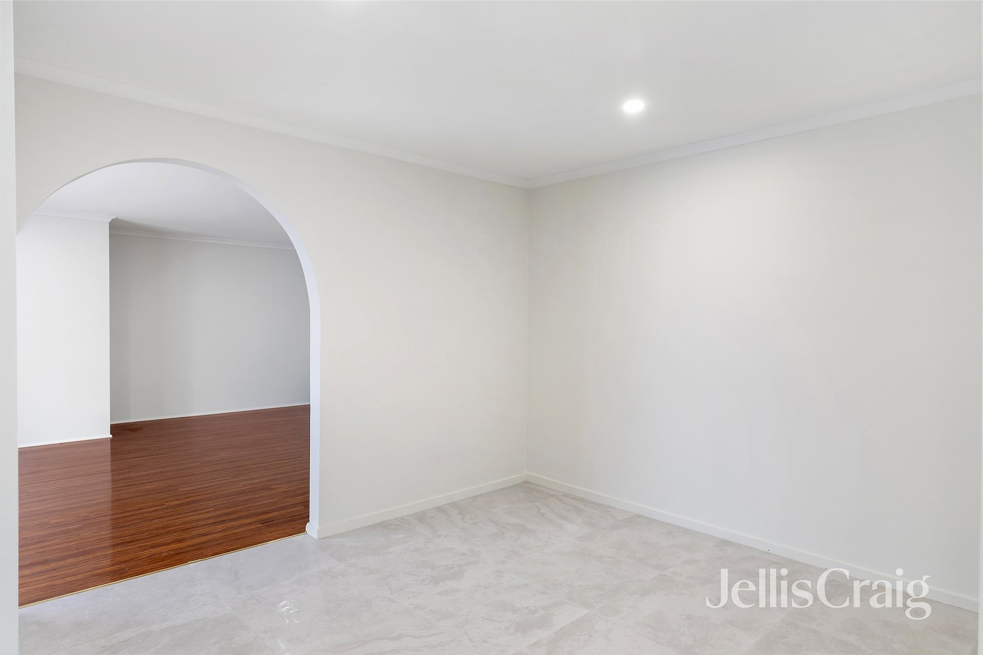 2/8 Manton Street, Heidelberg image 4