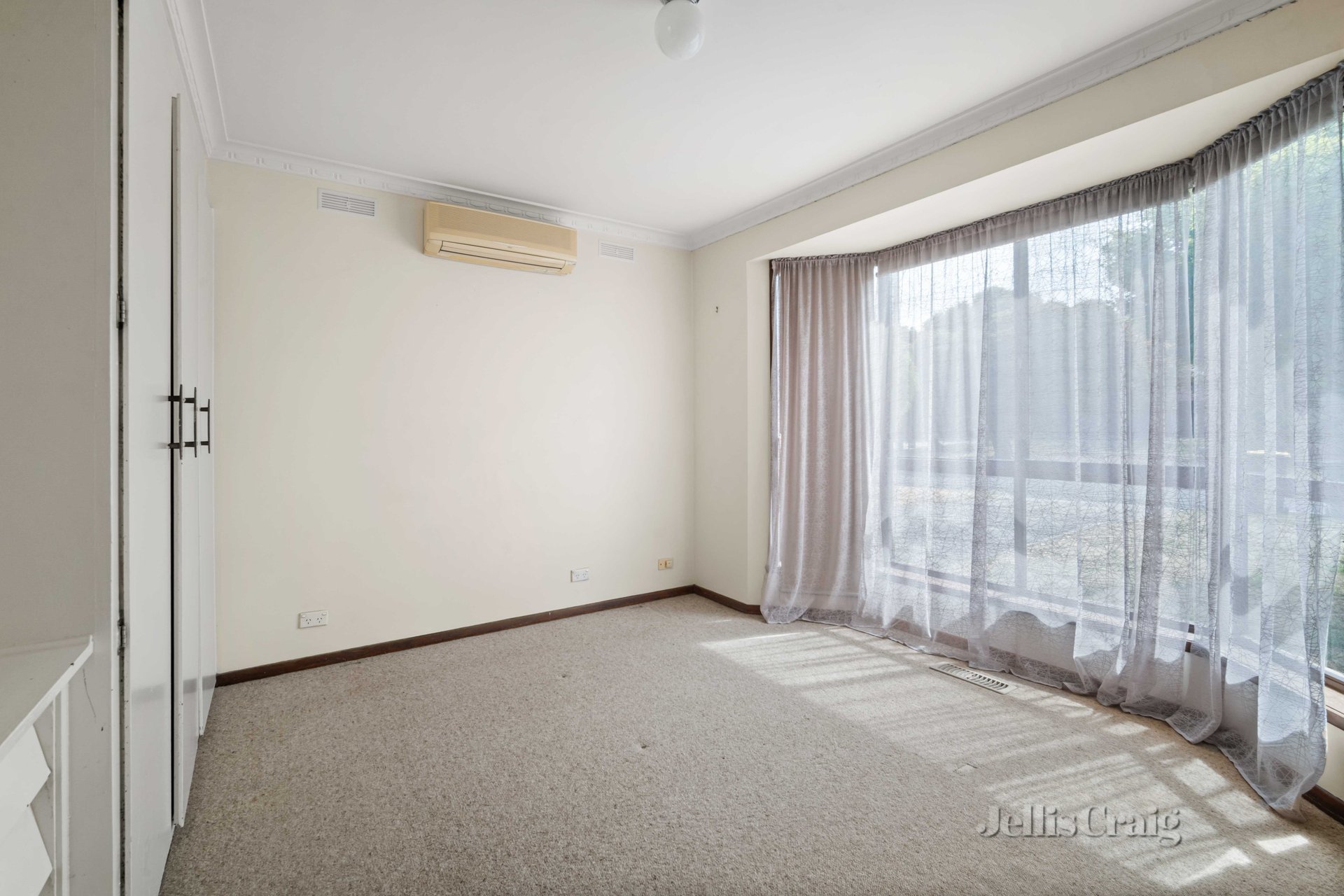 28 Midlands Drive, Ballarat North image 6