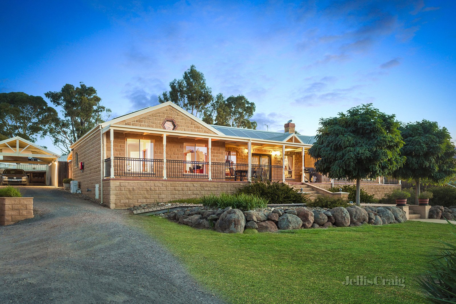 28 Montgomery Street, Castlemaine image 11