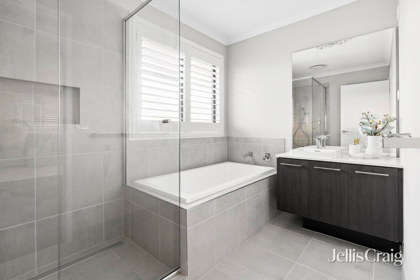 28 Moonah Circuit, Lara image 17