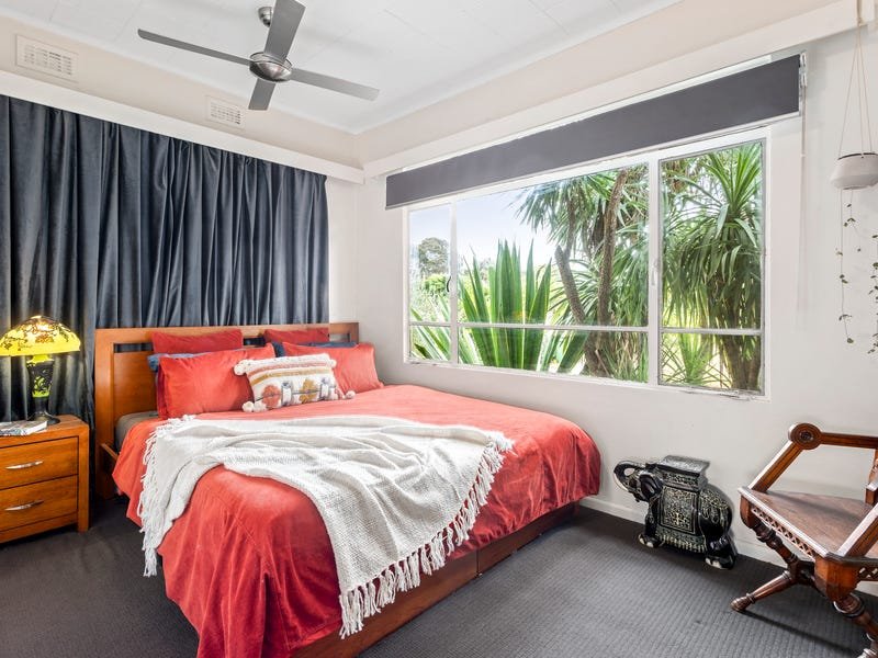 Property Gallery Thumbnail 5