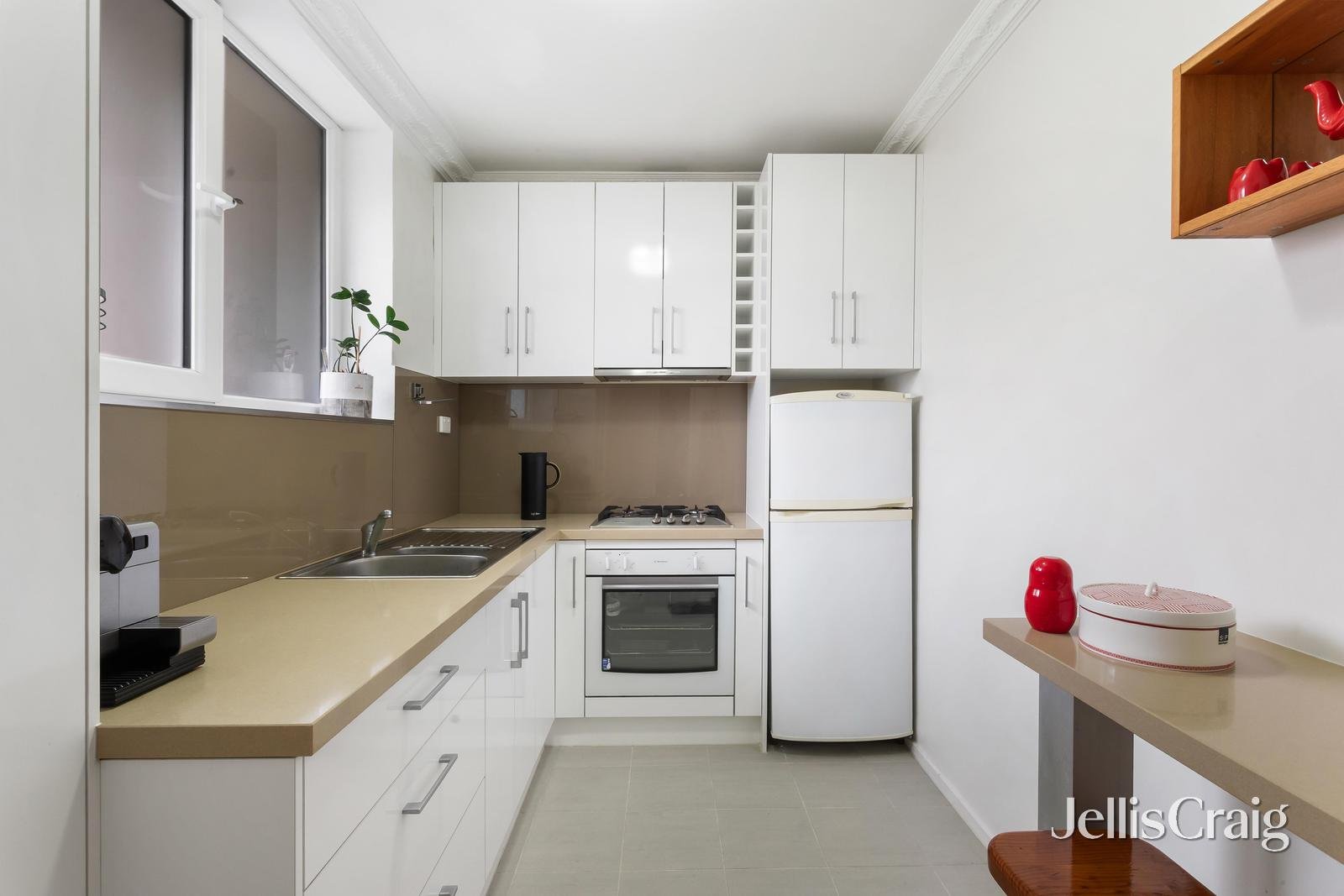 2/8 Murphy Street, Richmond image 2