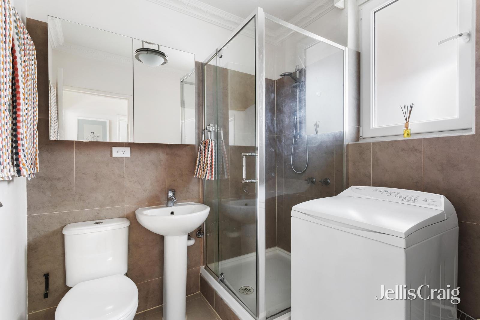 2/8 Murphy Street, Richmond image 5