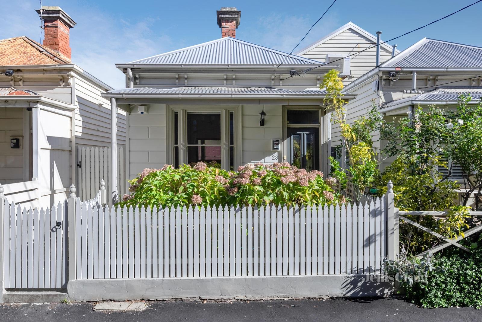 28 Neptune Street, Richmond image 1