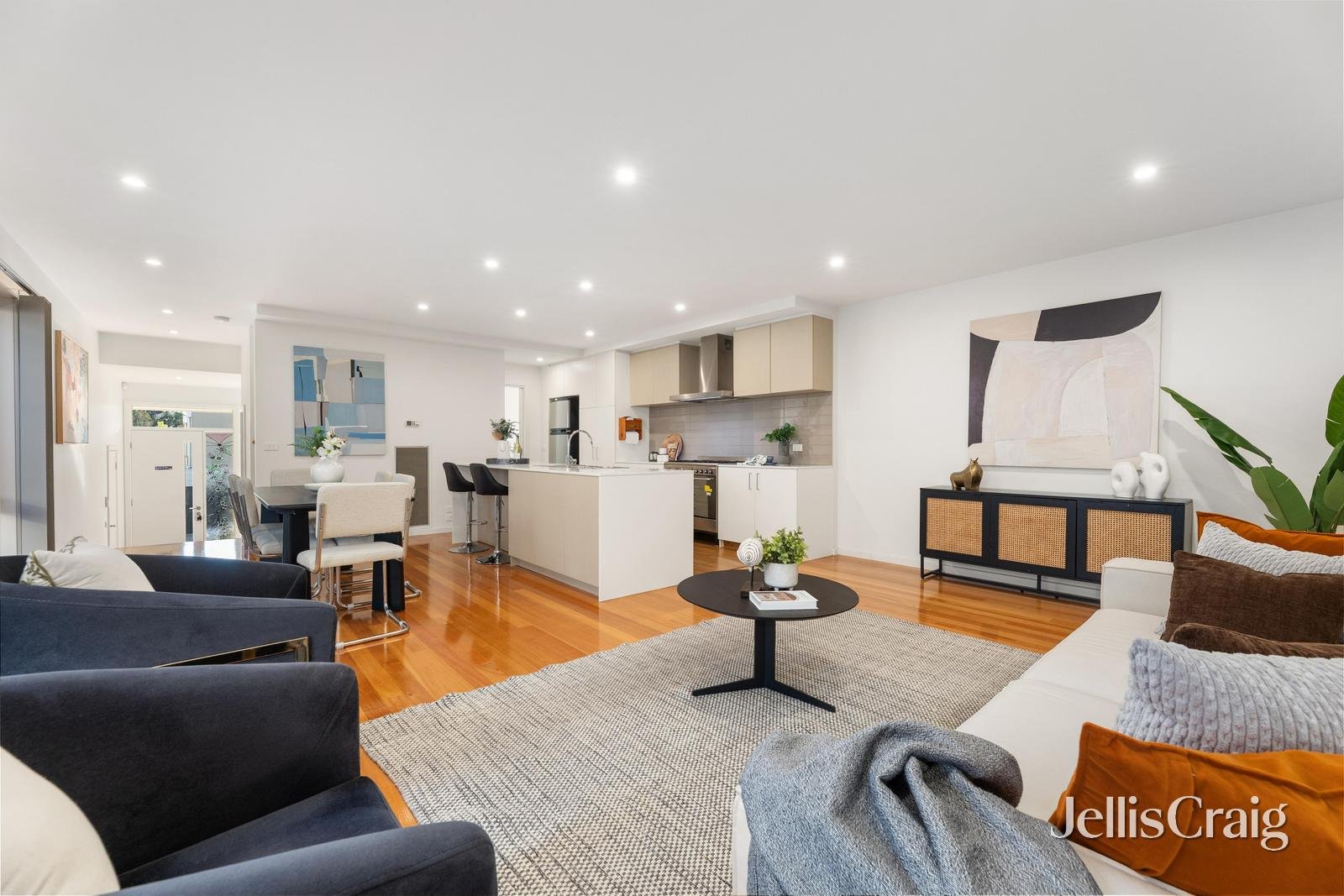 28 Ochre Place, Mount&nbsp;Waverley image 3