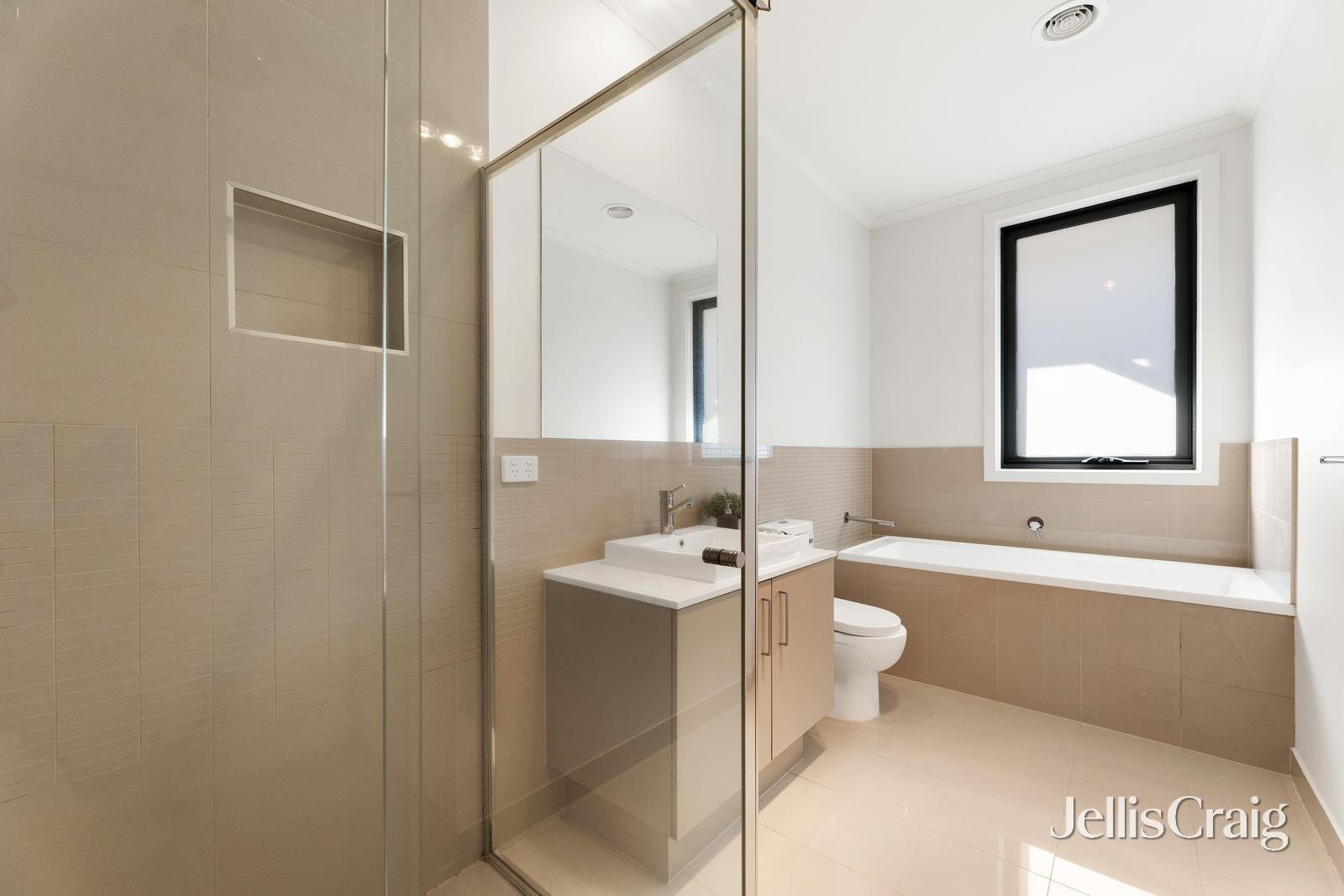 28 Ochre Place, Mount&nbsp;Waverley image 9