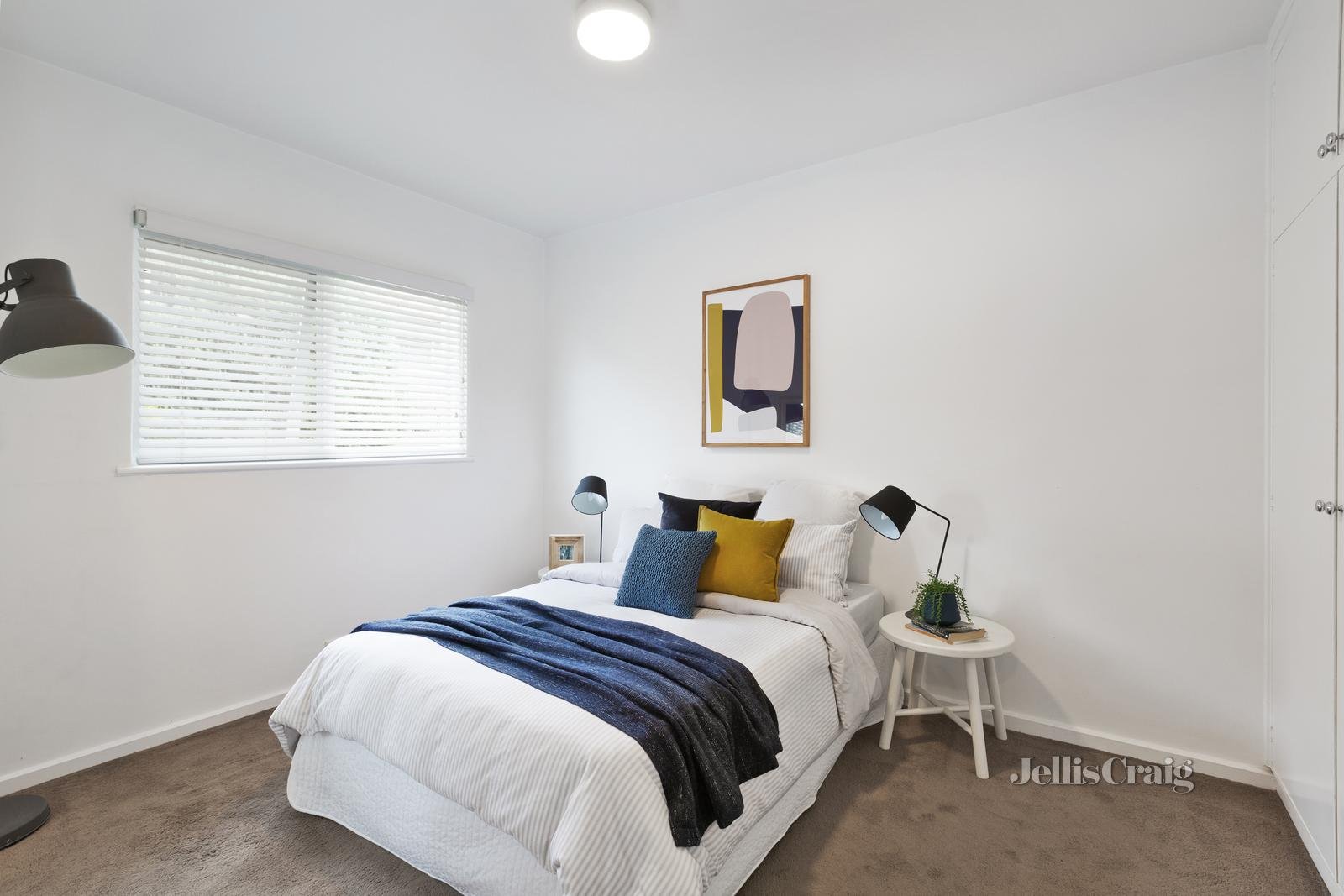 2/8 Osborne Avenue, Glen Iris image 7