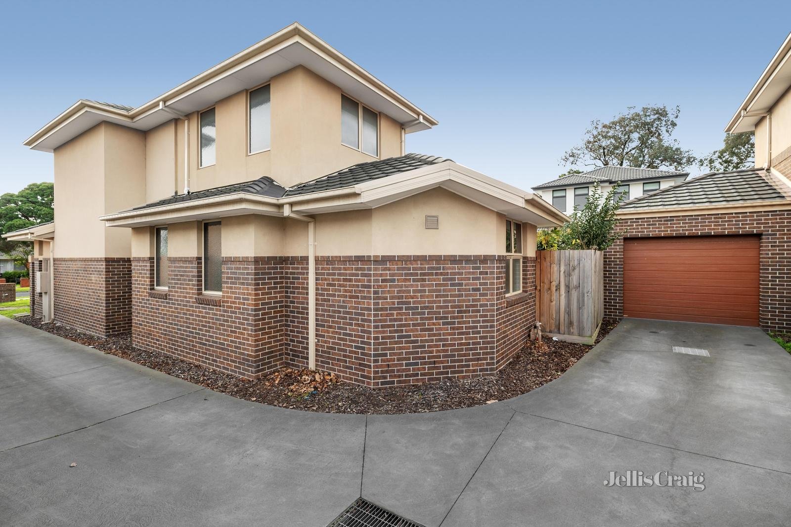 2/8 Panorama Street, Clayton image 8