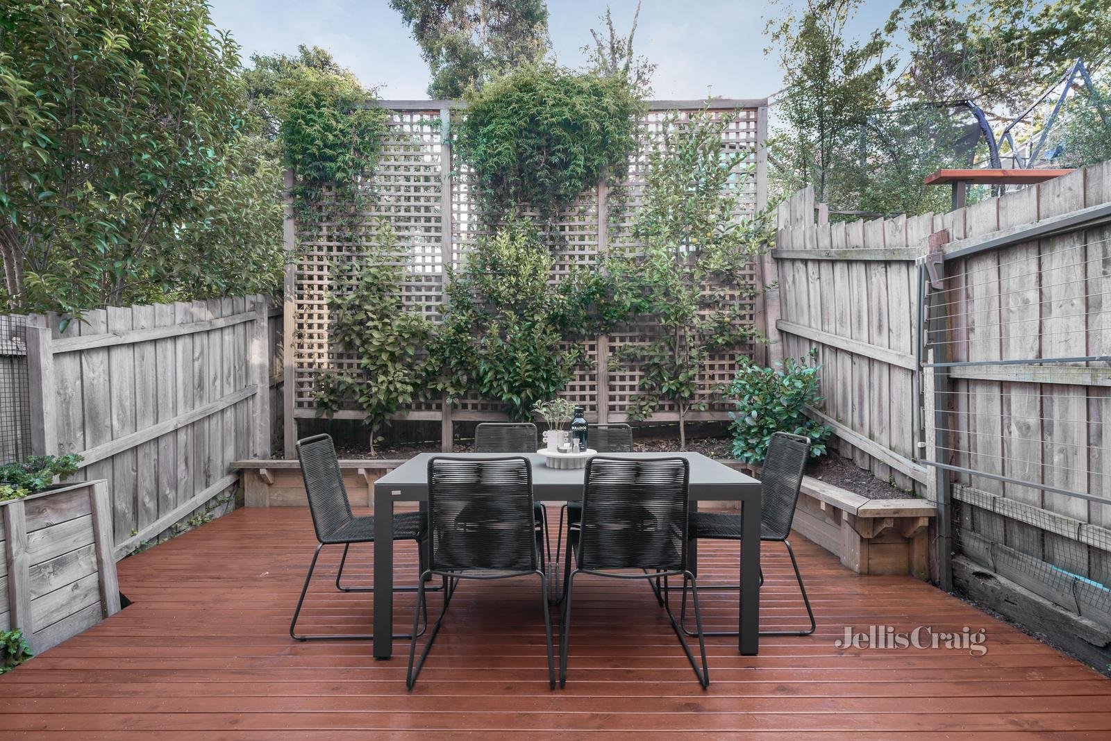 2/8 Paterson Crescent, Greensborough image 14