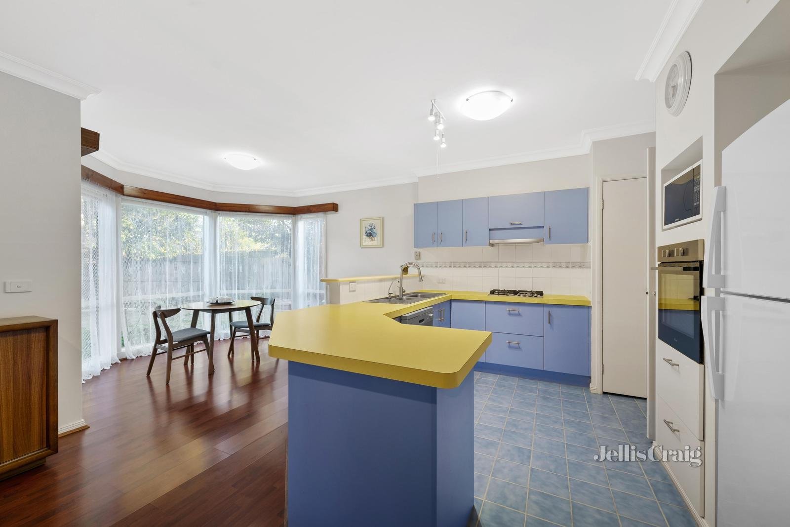 28 Pia Drive, Rowville image 6