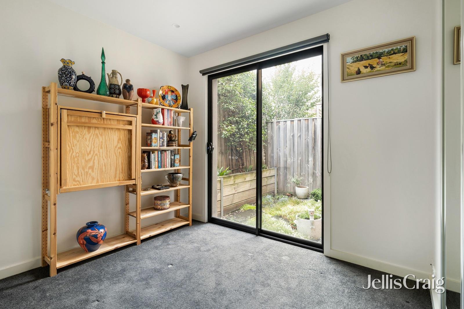 2/8 Railway Crescent, Bentleigh image 8
