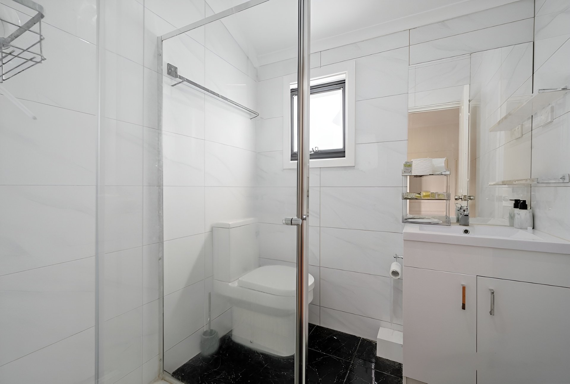 28 Robson Avenue, Avondale Heights image 5