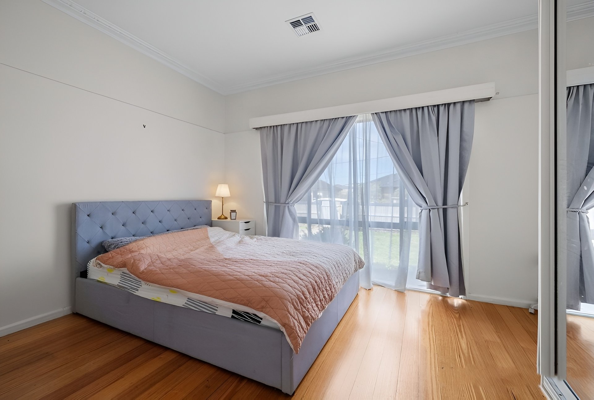 28 Robson Avenue, Avondale Heights image 4