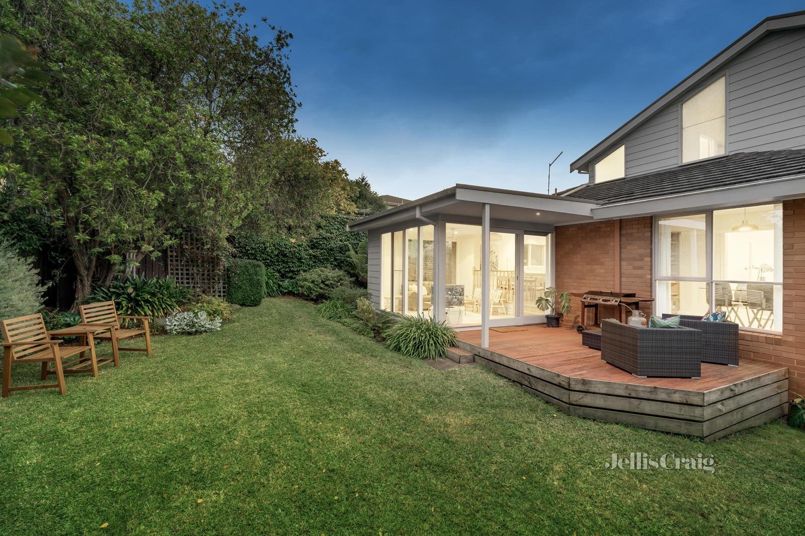 28 Roseland Grove, Doncaster image 12