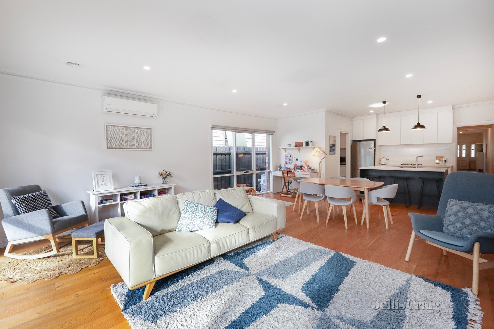 28 Russell Place, Williamstown image 5