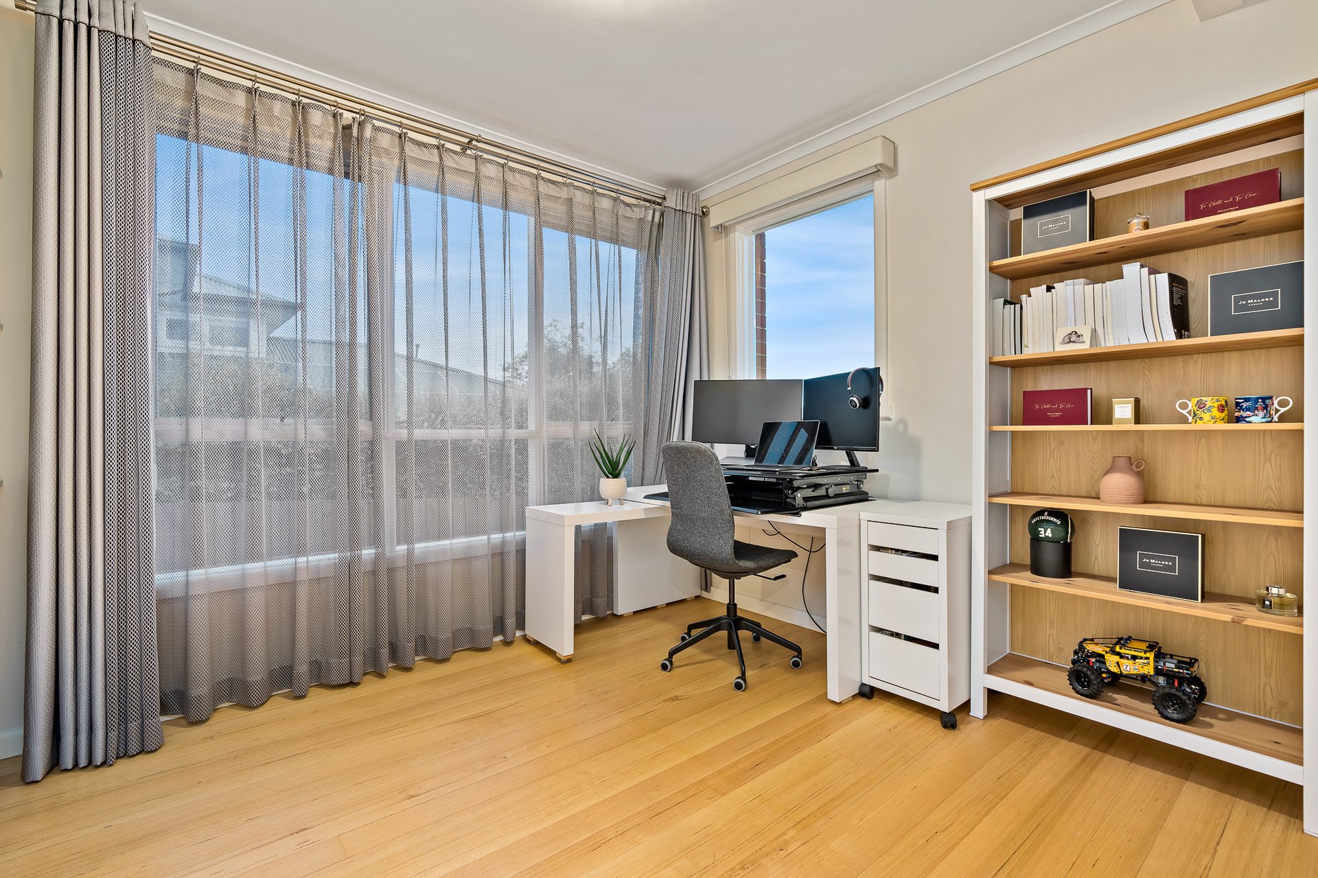 28 Salvana Avenue, Mitcham image 6