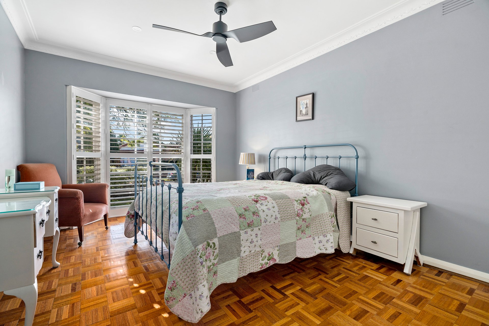 Property Gallery Thumbnail 11