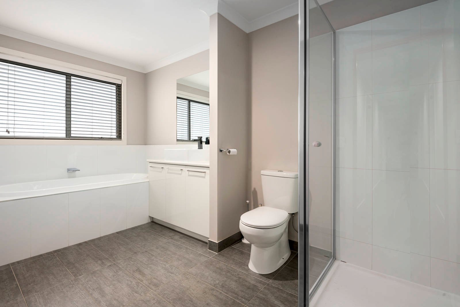 Property Gallery Thumbnail 10